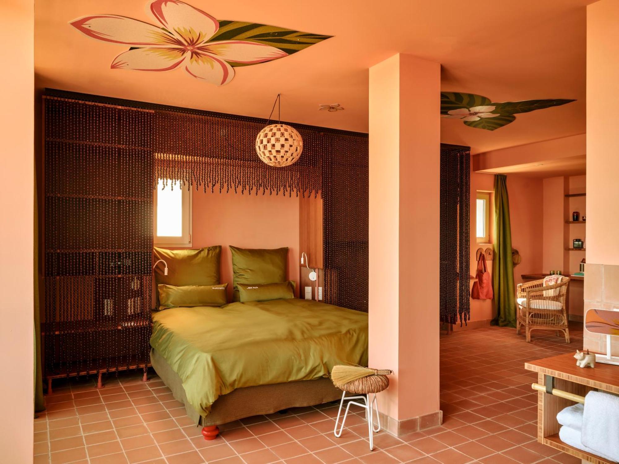 קולוניה סנט ג'ורדי Bikini Island & Mountain Hotel Es Trenc -Adults Only- מראה חיצוני תמונה